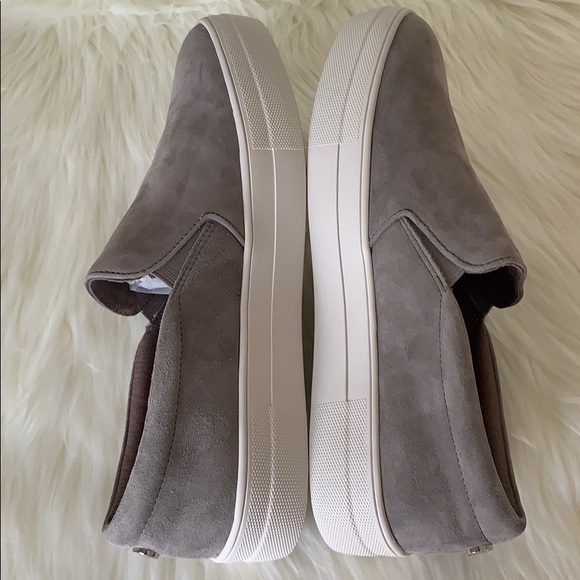 Steve Madden Gills Grey Suede Slip-on Sneaker Size 9.5 New in Box - Picture 4 of 13